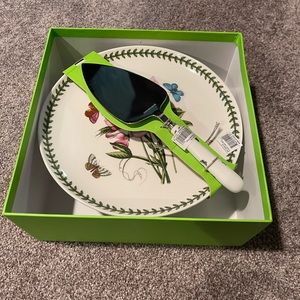 Cake plate and server set